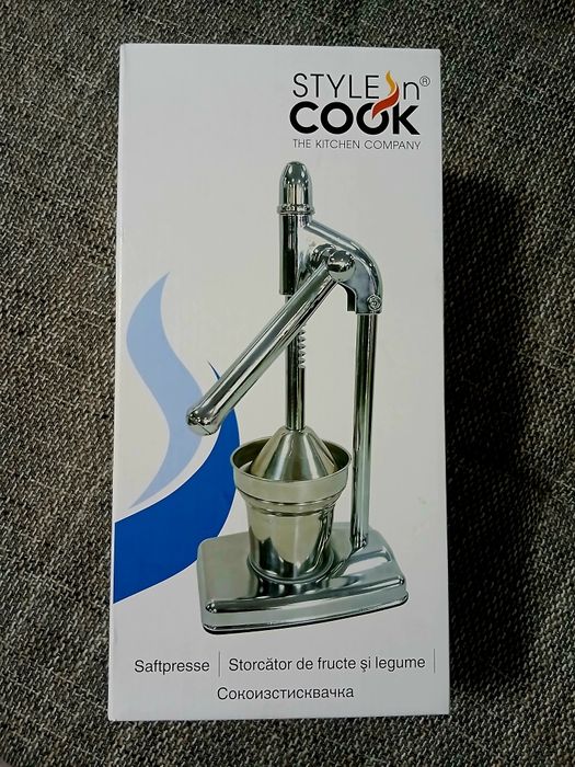 Storcator de fructe manual nou