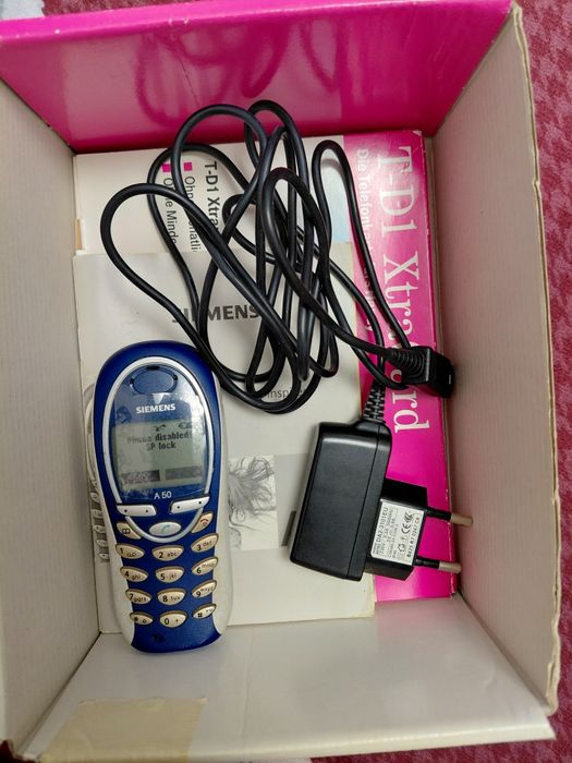 Vând telefon funcțional