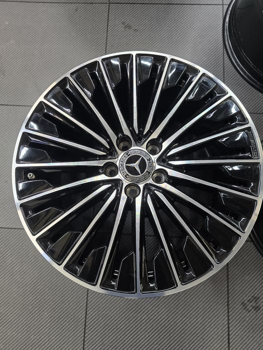 Нови оригинални джанти 19″ Mercedes-Benz CLE AMG — само джанти
