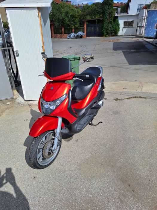 Piaggio Beverly 250