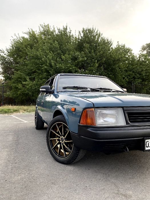 Москвич 1989 года в отличном состоянии