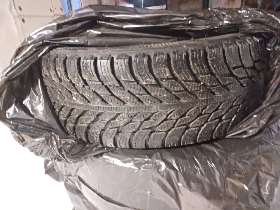 Липучки комплект 215/55 R18