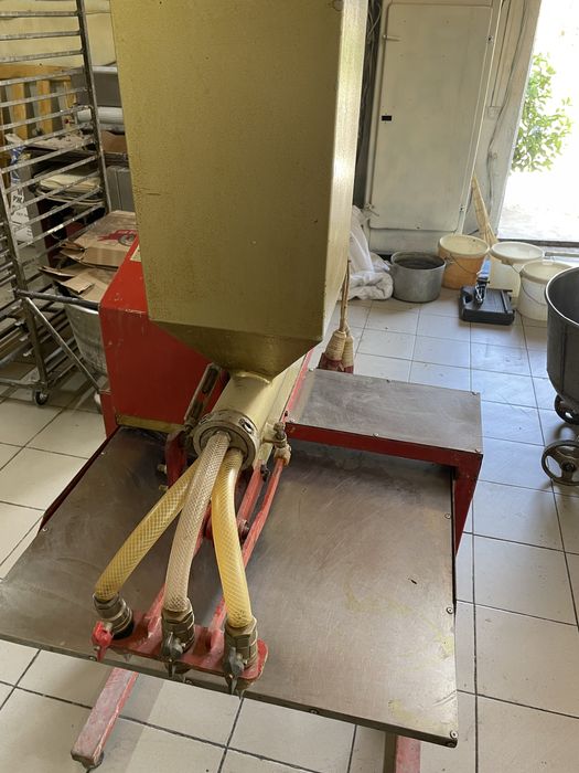 Тесто осадочный станок