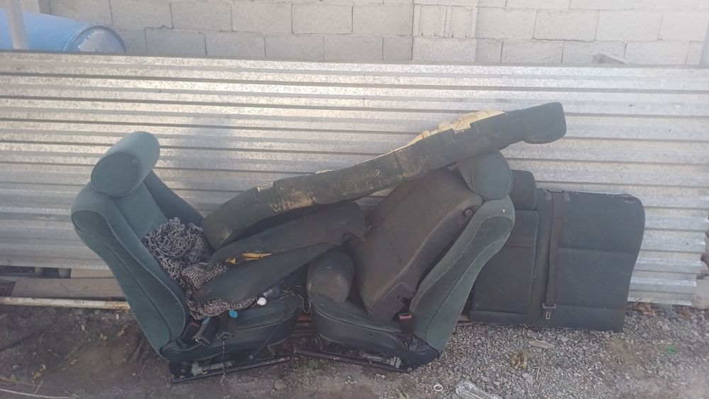 Продам сидение на бмв е39  универсал