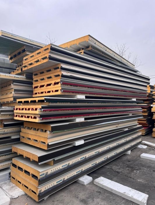 Vând panouri sandwich