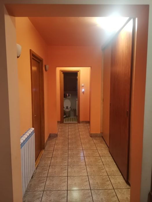 Apartament de închiriat — fotografia 1