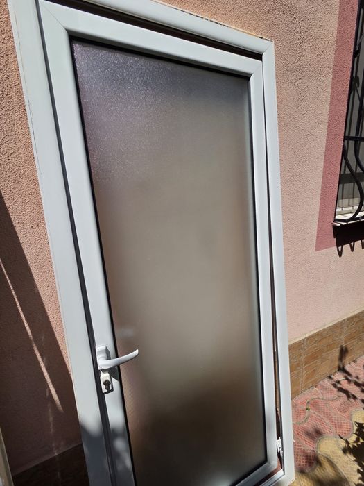 Vând 3 usi termopan cu profil de Aluminiu
