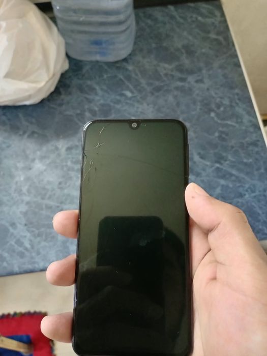 Продам Самсунг А40