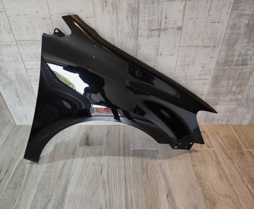 Aripa stanga fata NOUA vopsita negru L041 VW Polo 9R 2009 - 2014 
V