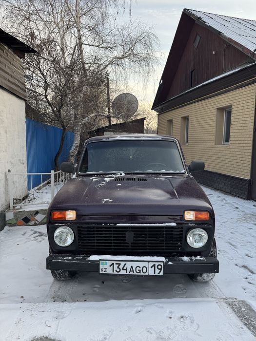 Лада нива 1999года
