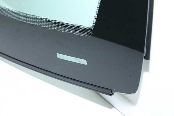 предно стъкло Jeep Grand Cherokee WK2 16-21г сензор, камера, асистент