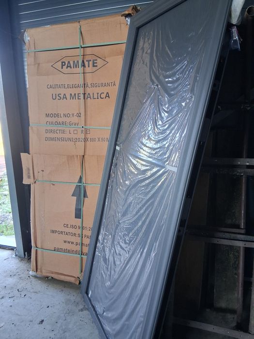 Usă metalică 2 buc