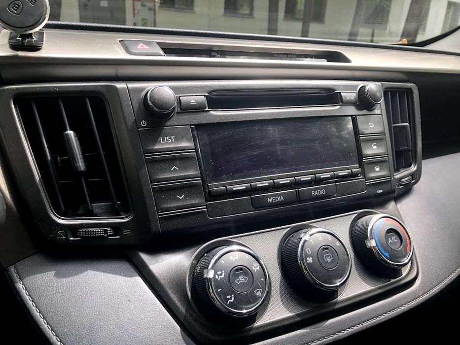 Рав 4 как подключить телефон Рав 4 как подключить телефон