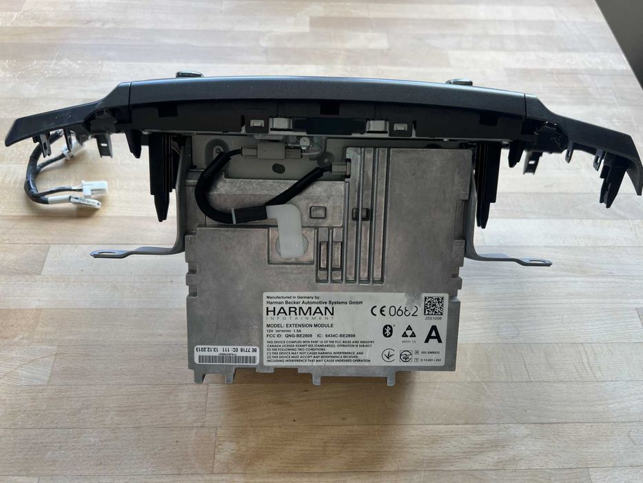 Навигация, мултимедия и GPS антена за Toyota Rav 4 2013- 2018