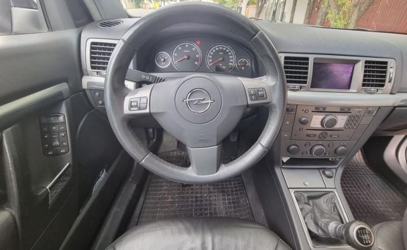 Dezmembrez Opel 1.9 cdti scaune piele incalzire navi Opel Signum facel