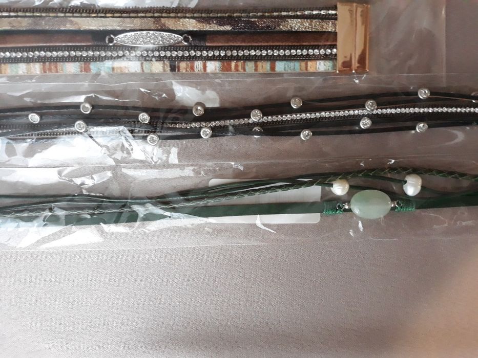 Нови гривни кожа, мъниста, камъни