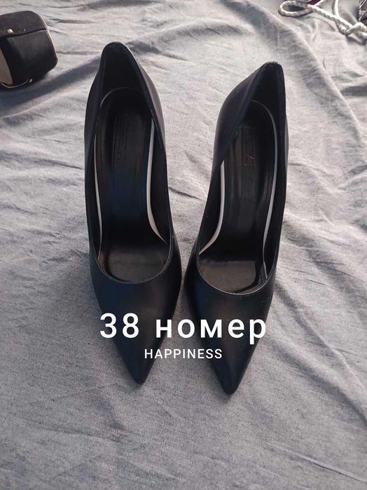 Продавам токчета за жени носени са по 1.2 пъти нови са