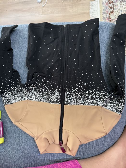 Костюм для фигурного катания