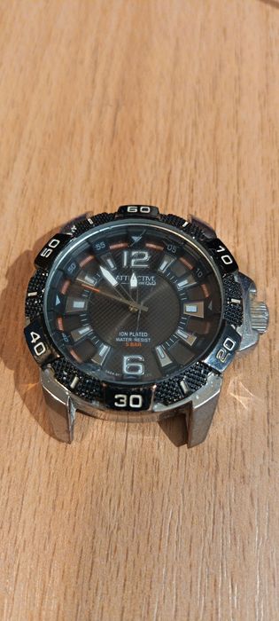 Vând ceas Attractice Q&Q