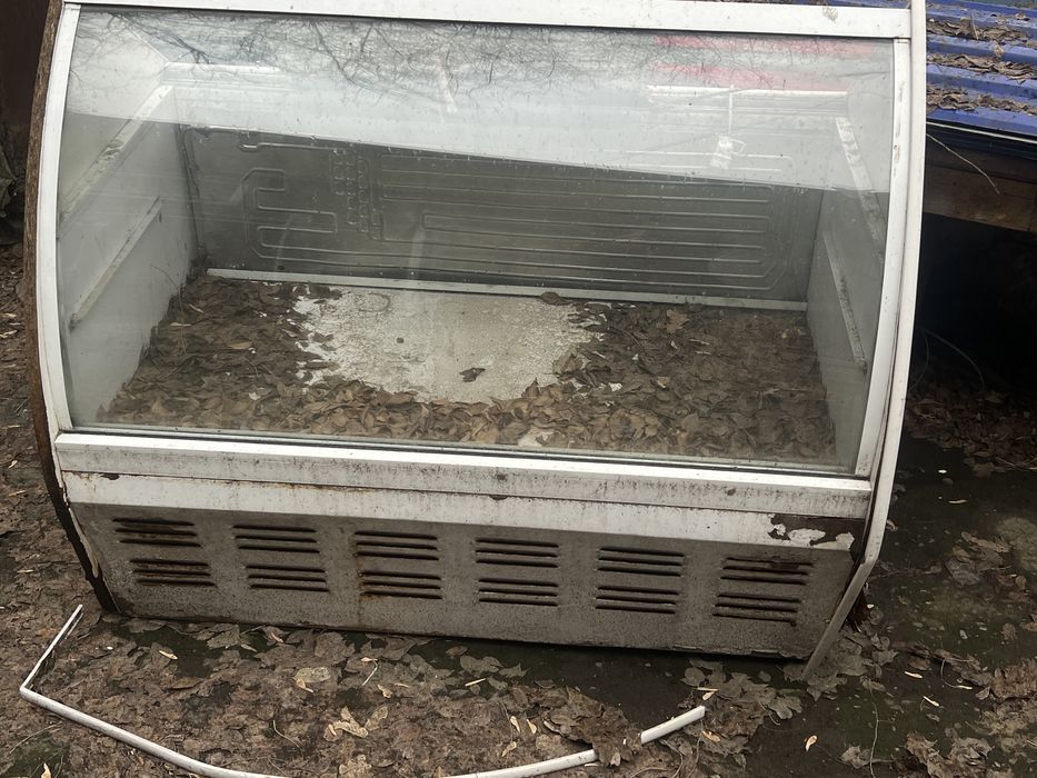 продаются морозильники.