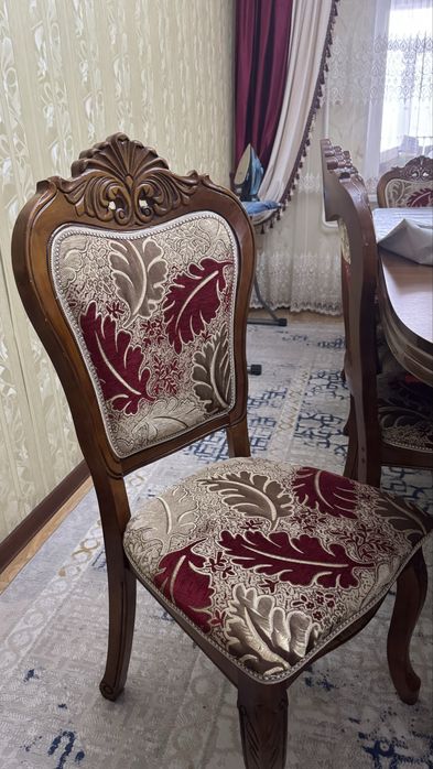 Продам стол со стульями