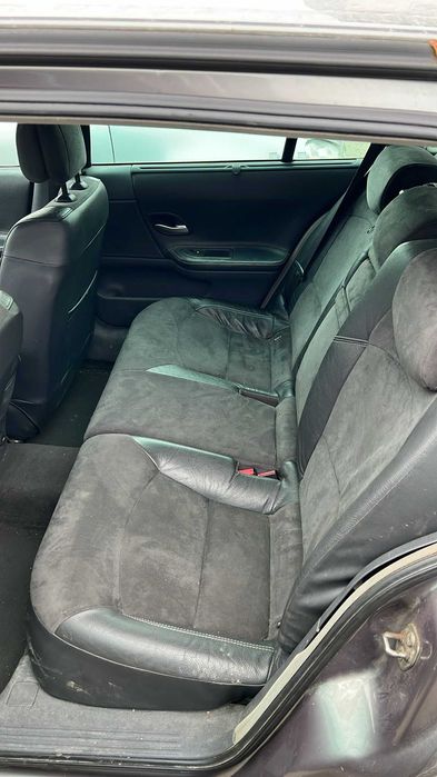 Dezmembrez la pret avantajos autoturism Renault Laguna 2003