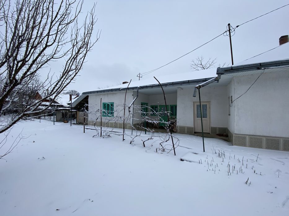 Vand casa 120mp + anexe, teren 900mp