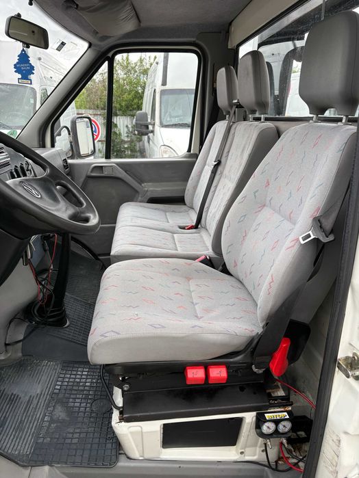 Dezmembrez piese Volkswagen LT 28,35,46 2.5 TDI 109 cp AVR,ANJ 2004