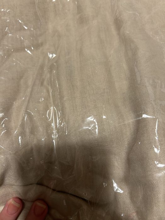 Vand esarfa in cu flori cusute manual