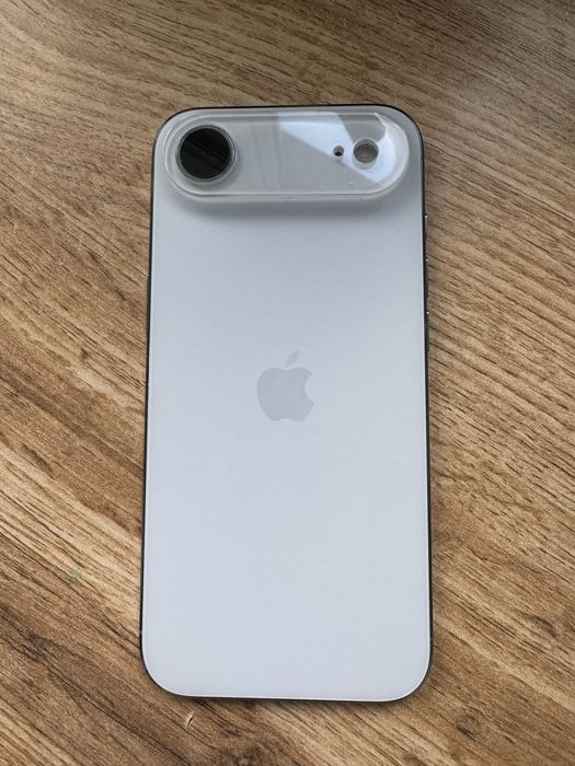 Iphone 17 Air с коробкой и аксессуарами