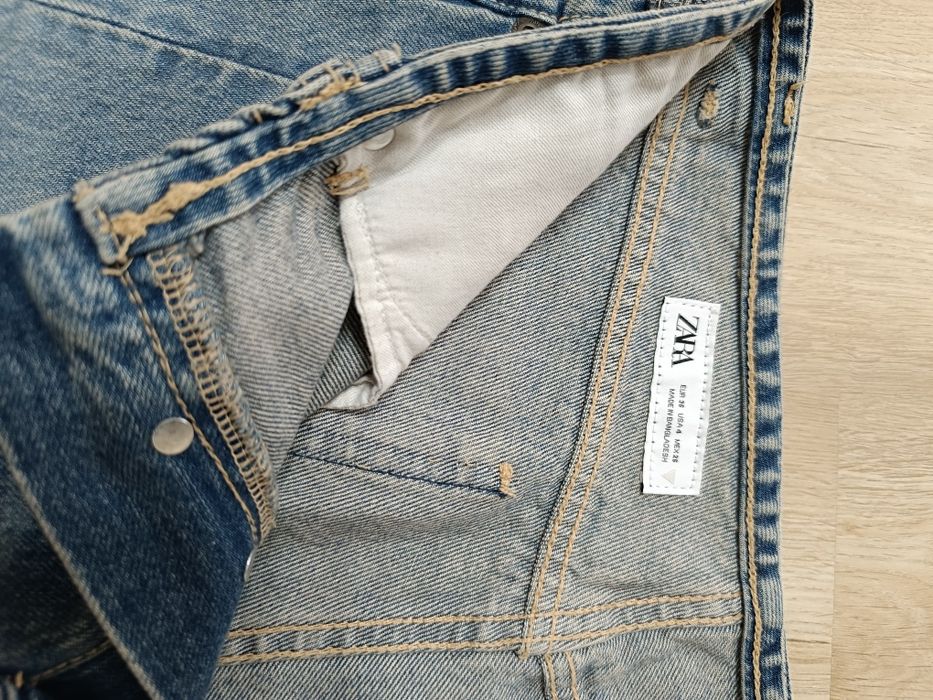 Zara. Женские джинсы