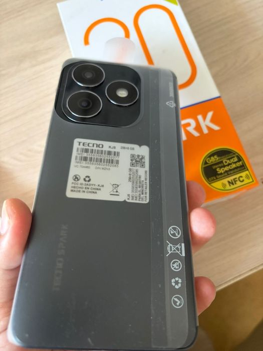 Продам новый телефон