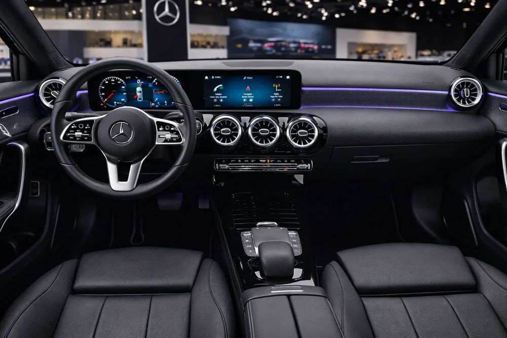 Mercedes-Benz A 200 Mercedes-Benz A 200/ 150 Cp automat