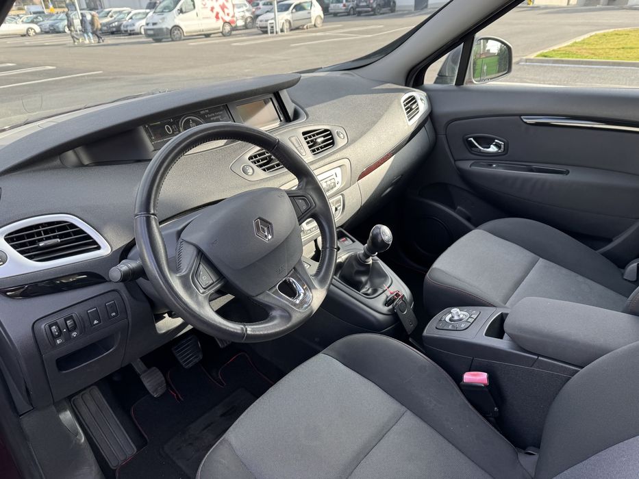 Renault Scenic 1.2 TCE 122000 km