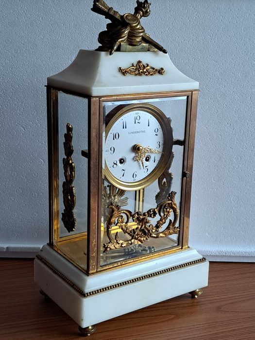 Ceas de Șemineu Elvetian