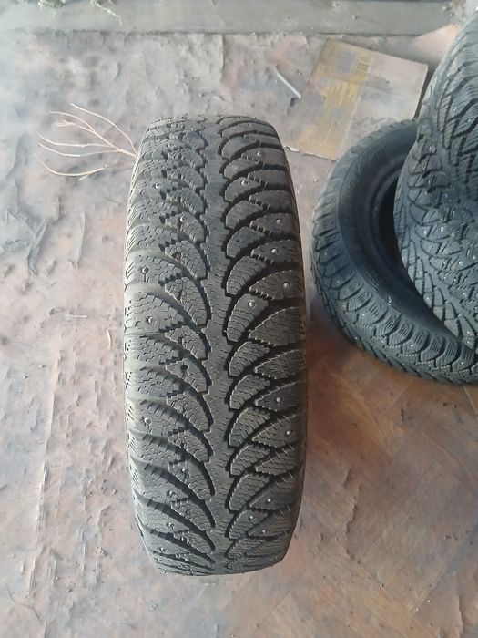 Продам колеса зима 13 комплект 4 штуки