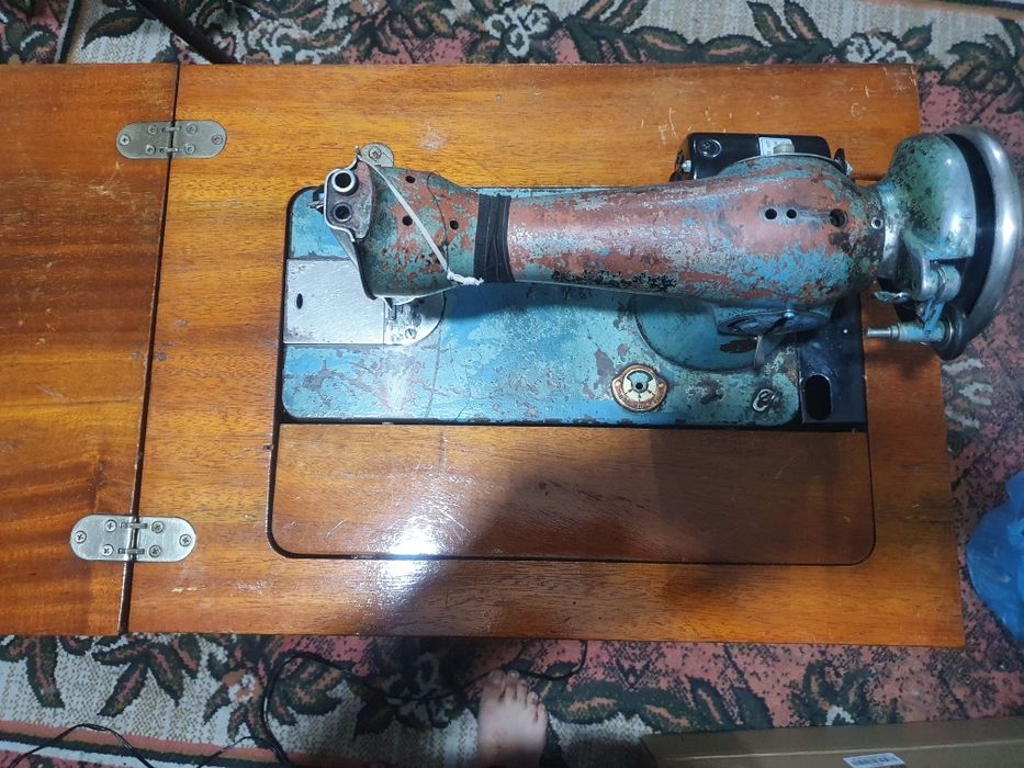 Tikuv mashinasi pedallu