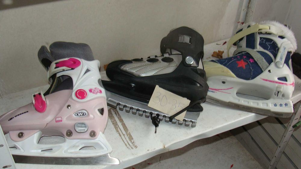 Кънки за пързаляне и хокей на лед