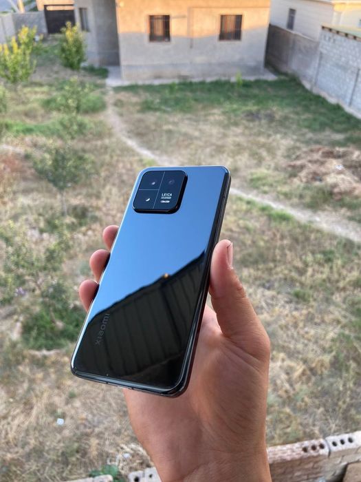 Xiaomi 13 8/256 идеал