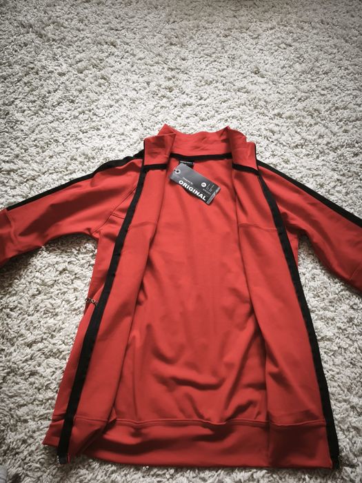 Trening / Blezer Sport Dama ORIGINAL, Mărimea S – Nou cu Etichetă (Roșu)
