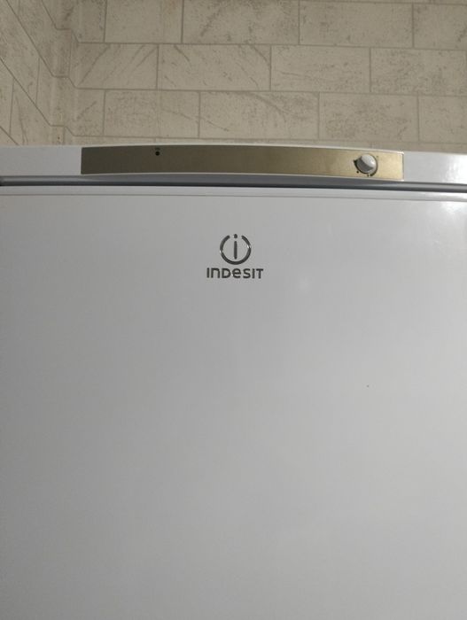 Холаделник на запчасти