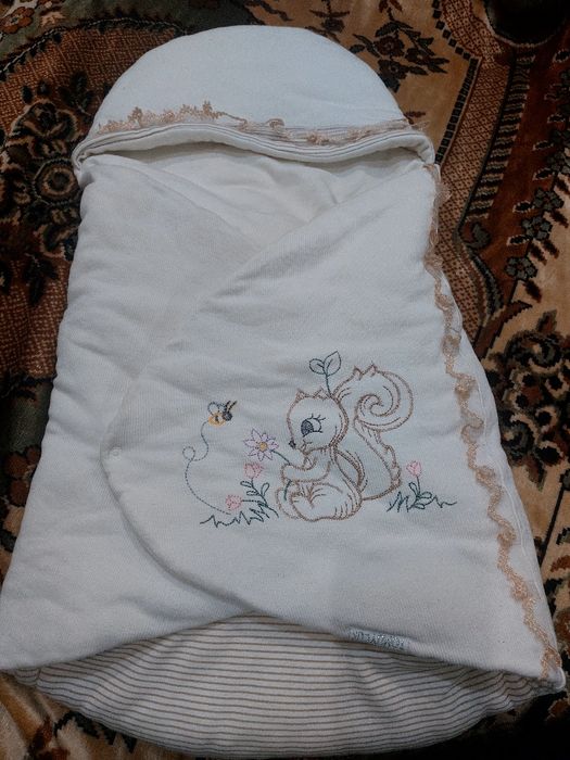 Продам зимние комбинезоны