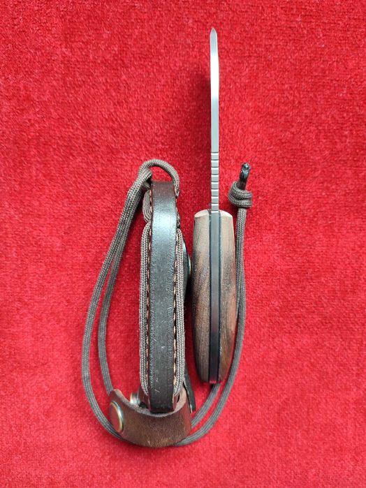 Cutit Joker Avispa S (Maner din lemn de nuc)