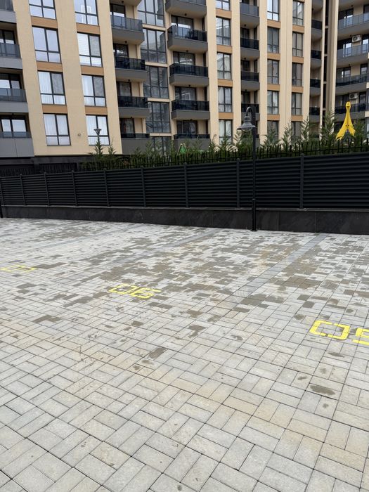 Външно парки място под наем