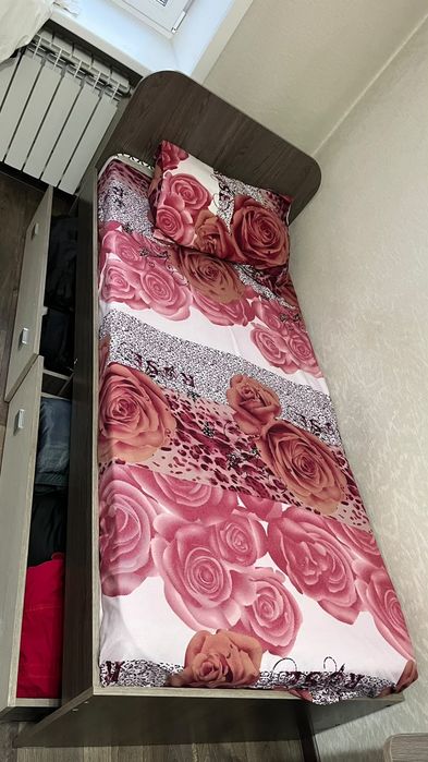 Продам 2 кровати односпальные