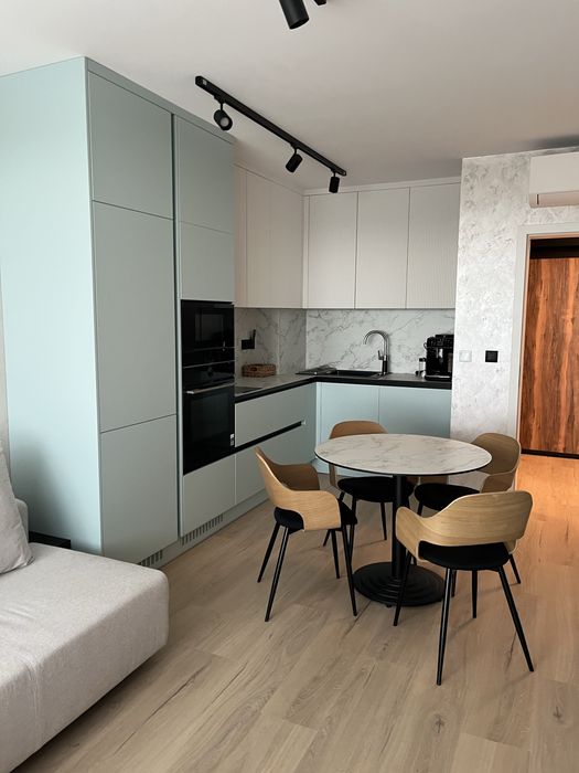 Дава се под наем Двустаен апартамент в к.к. Св.Св. Константин и Елена - 65 кв.м за 1200 € - Снимка #7