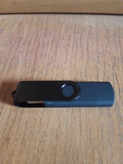 Флешка 128гб срочно