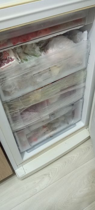 Холодильник рабочий
