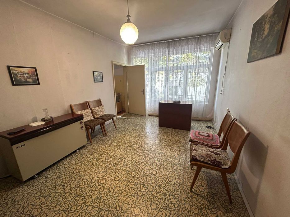 Продава се Тристаен апартамент в Хасково, Младежки хълм - 67 кв.м за 1224 €/кв.м - Снимка #2