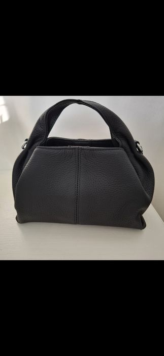 Сумка кожаная трендовая модель новая